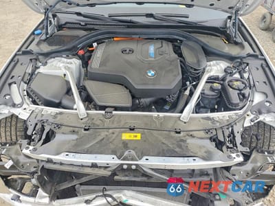 Zdjęcie 11 z 12 samochodu: 2022 BMW 530E VIN:WBA13AG04NCJ88709 - miniatura