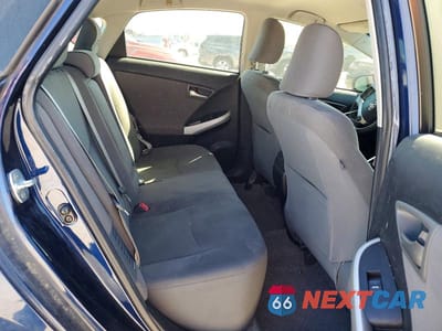 Zdjęcie 10 z 12 samochodu: 2013 TOYOTA PRIUS TWO VIN:JTDKN3DU5D1644442 - miniatura