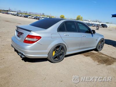 Trzecie zdjęcie samochodu z tyłu: 2009 MERCEDES-BENZ C 63 AMG VIN:WDDGF77X99F214624 - miniatura