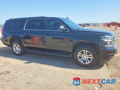 Czwarte zdjęcie samochodu z boku: 2019 CHEVROLET SUBURBAN K1500 LT VIN:1GNSKHKC8KR162599 - miniatura