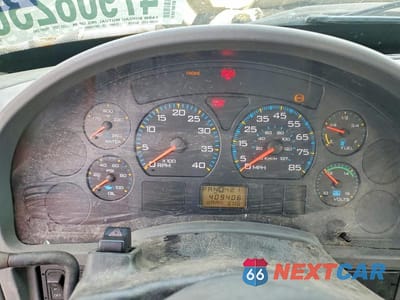 Zdjęcie 8 z 10 samochodu: 2005 INTERNATIONAL 4300 TRUCK CAB AND CHASSIS VIN:1HTMNAAM35H698819 - miniatura
