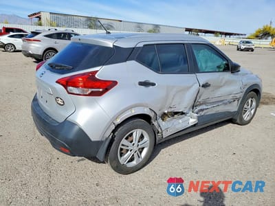 Trzecie zdjęcie samochodu z tyłu: 2019 NISSAN KICKS S VIN:3N1CP5CU8KL514627 - miniatura