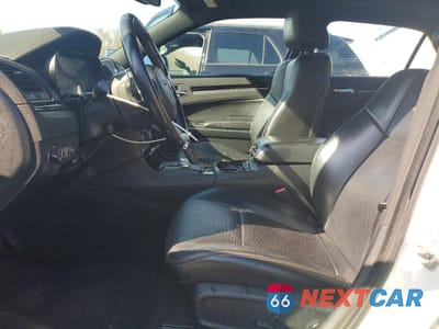 Zdjęcie 7 z 13 samochodu: 2018 CHRYSLER 300 S VIN:2C3CCABG1JH240647 - miniatura