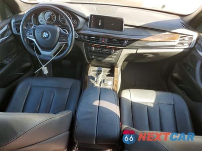 Zdjęcie 8 z 12 samochodu: 2018 BMW X5 XDRIVE35I VIN:5UXKR0C59JL072609 - miniatura