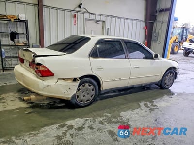 Trzecie zdjęcie samochodu z tyłu: 2000 HONDA ACCORD LX VIN:1HGCG5641YA034682 - miniatura