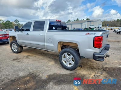 Drugie zdjęcie samochodu z przodu: 2015 CHEVROLET SILVERADO K2500 HEAVY DUTY LTZ VIN:1GC1KWE83FF128304 - miniatura