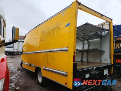 Drugie zdjęcie samochodu z przodu: 2023 GMC SAVANA BOX TRUCK VIN:7GZ37TC71PN003203 - miniatura