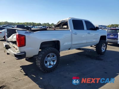 Trzecie zdjęcie samochodu z tyłu: 2017 CHEVROLET SILVERADO K1500 LTZ VIN:3GCUKSEC6HG124176 - miniatura