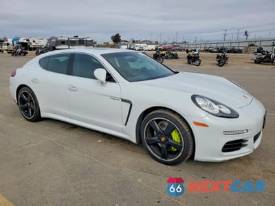Czwarte zdjęcie samochodu z boku: 2016 PORSCHE PANAMERA SE HYBRID VIN:WP0AD2A75GL041314 - miniatura