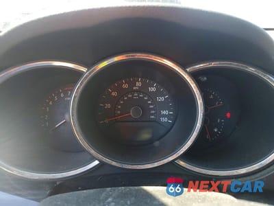 Zdjęcie 9 z 12 samochodu: 2011 KIA SORENTO LX VIN:5XYKT4A17BG105078 - miniatura