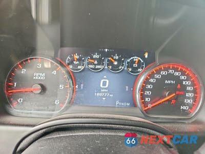 Zdjęcie 9 z 14 samochodu: 2016 GMC YUKON DENALI VIN:1GKS2CKJ6GR283654 - miniatura