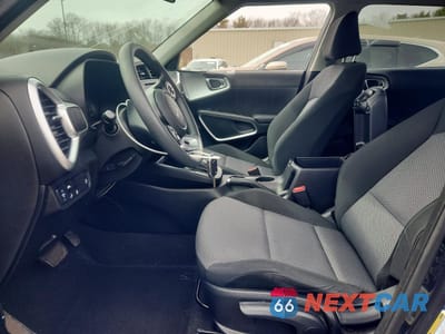 Zdjęcie 7 z 12 samochodu: 2022 KIA SOUL LX VIN:KNDJ23AU5N7837665 - miniatura