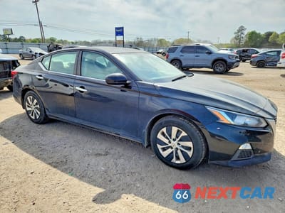 Czwarte zdjęcie samochodu z boku: 2019 NISSAN ALTIMA 2.5 S VIN:1N4BL4BV0KC112451 - miniatura
