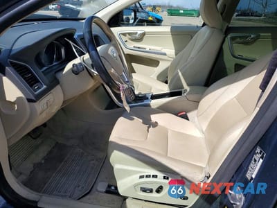 Zdjęcie 7 z 13 samochodu: 2015 VOLVO XC60 T5 PREMIER VIN:YV4612RK2F2729277 - miniatura