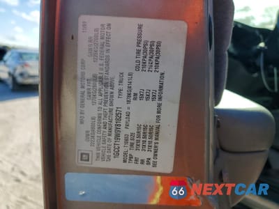 Zdjęcie 12 z 12 samochodu: 2000 CHEVROLET S TRUCK S10 VIN:1GCCT19W9Y8182571 - miniatura