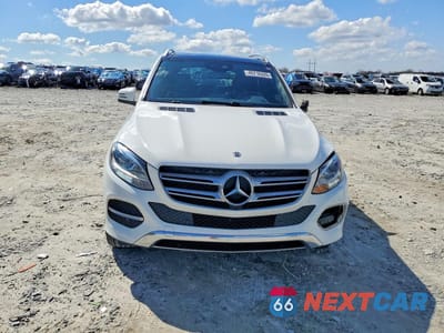 Piąte zdjęcie samochodu w środku: 2018 MERCEDES-BENZ GLE 350 VIN:4JGDA5JB6JB041715 - miniatura