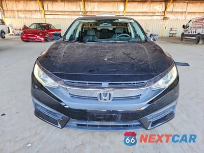 Piąte zdjęcie samochodu w środku: 2017 HONDA CIVIC COUPE EX-L W/C VIN:19XFC2F71HE233390 - miniatura