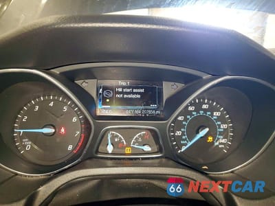 Zdjęcie 9 z 11 samochodu: 2013 FORD FOCUS TITANIUM VIN:1FADP3N23DL277115 - miniatura