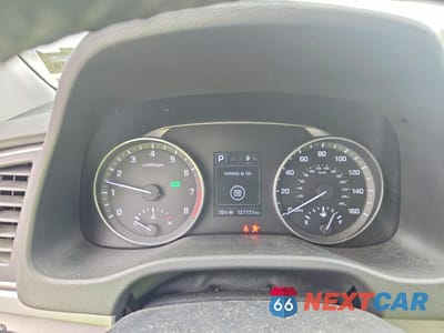 Zdjęcie 9 z 13 samochodu: 2017 HYUNDAI ELANTRA LIMITED VIN:KMHD84LF4HU070621 - miniatura