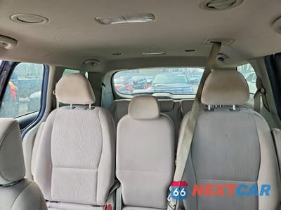 Zdjęcie 10 z 14 samochodu: 2020 KIA SEDONA LX VIN:KNDMB5C10L6609605 - miniatura