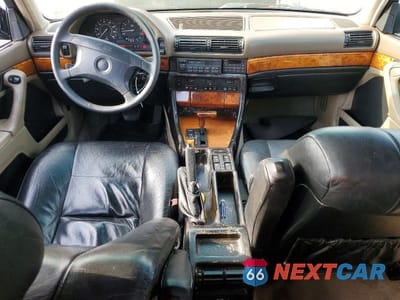 Zdjęcie 8 z 11 samochodu: 1994 BMW 740 IL AUTOMATIC VIN:WBAGD832XRDE91553 - miniatura