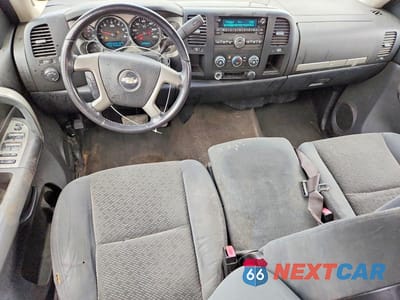 Zdjęcie 8 z 11 samochodu: 2007 CHEVROLET SILVERADO C1500 VIN:1GCEC19C27Z536471 - miniatura