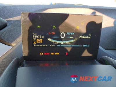 Zdjęcie 9 z 12 samochodu: 2017 BMW I3 REX VIN:WBY1Z8C5XHV550917 - miniatura