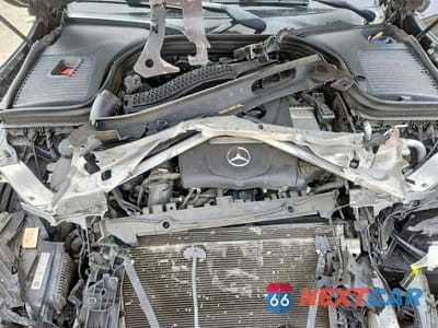 Zdjęcie 12 z 13 samochodu: 2019 MERCEDES-BENZ GLC 300 4MATIC VIN:WDC0G4KB5KF662314 - miniatura