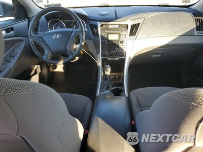 Zdjęcie 8 z 11 samochodu: 2011 HYUNDAI SONATA GLS VIN:5NPEB4AC8BH297864 - miniatura