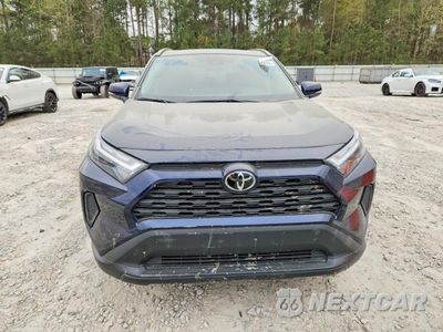 Piąte zdjęcie samochodu w środku: 2025 TOYOTA RAV4 XLE VIN:2T3W1RFV6SW414980 - miniatura