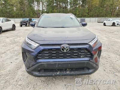 Piąte zdjęcie samochodu w środku: 2025 TOYOTA RAV4 XLE VIN:2T3W1RFV6SW414980 - miniatura
