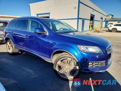 Czwarte zdjęcie samochodu z boku: 2015 AUDI Q7 PREMIUM PLUS VIN:WA1LGAFE0FD032671 - miniatura