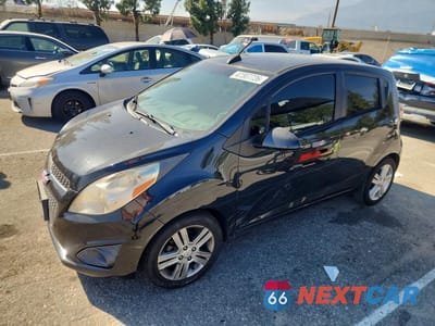 2015 CHEVROLET SPARK 1LT KL8CD6S94FC810358 - główne zdjęcie licytacji z USA - miniatura