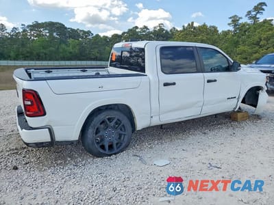Trzecie zdjęcie samochodu z tyłu: 2025 RAM 1500 LARAMIE VIN:1C6SRFJP9SN766495 - miniatura