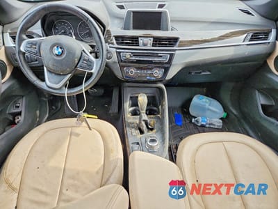 Zdjęcie 8 z 14 samochodu: 2017 BMW X1 XDRIVE28I VIN:WBXHT3Z36H4A54664 - miniatura