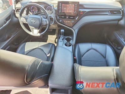 Zdjęcie 8 z 11 samochodu: 2021 TOYOTA CAMRY SE VIN:4T1G11AK7MU415263 - miniatura