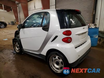 Drugie zdjęcie samochodu z przodu: 2015 SMART FORTWO PURE VIN:WMEEJ3BAXFK791906 - miniatura