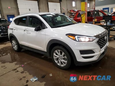 Czwarte zdjęcie samochodu z boku: 2021 HYUNDAI TUCSON VALUE VIN:KM8J3CA48MU375093 - miniatura