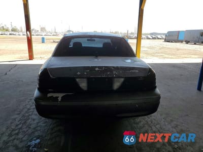 Zdjęcie 6 z 12 samochodu: 2006 FORD CROWN VICTORIA POLICE INTERCEPTOR VIN:2FAFP71W86X123756 - miniatura
