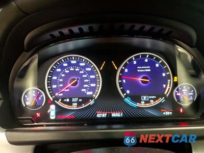 Zdjęcie 9 z 11 samochodu: 2015 BMW ALPINA B6 VIN:WBA6B4C57FD986130 - miniatura