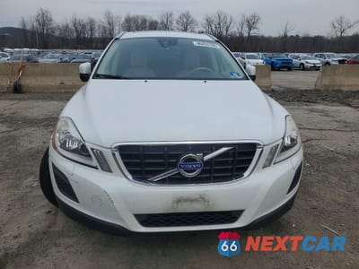 Piąte zdjęcie samochodu w środku: 2012 VOLVO XC60 3.2 VIN:YV4940DZ4C2294903 - miniatura