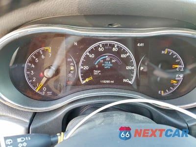 Zdjęcie 9 z 11 samochodu: 2019 JEEP GRAND CHEROKEE LAREDO VIN:1C4RJEAG0KC533478 - miniatura