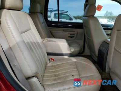 Zdjęcie 11 z 12 samochodu: 2004 LINCOLN AVIATOR VIN:5LMEU88H34ZJ34045 - miniatura