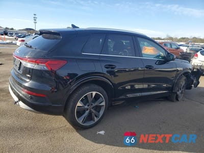Trzecie zdjęcie samochodu z tyłu: 2022 AUDI Q4 E-TRON PREMIUM PLUS VIN:WA1H2BFZ3NP030259 - miniatura