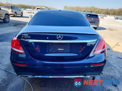 Zdjęcie 6 z 12 samochodu: 2019 MERCEDES-BENZ E 300 VIN:WDDZF4JBXKA574444 - miniatura