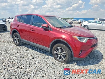 Czwarte zdjęcie samochodu z boku: 2018 TOYOTA RAV4 XLE VIN:2T3WFREVXJW464797 - miniatura
