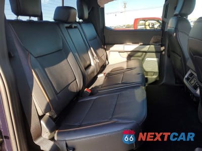 Zdjęcie 10 z 13 samochodu: 2025 FORD F350 SUPER DUTY VIN:1FT8W3BT1SED03403 - miniatura