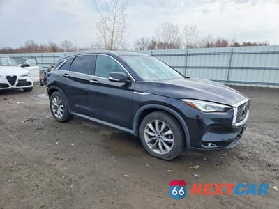 Czwarte zdjęcie samochodu z boku: 2019 INFINITI QX50 ESSENTIAL VIN:3PCAJ5M36KF143543 - miniatura