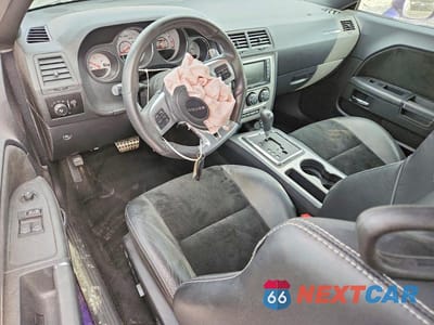 Zdjęcie 8 z 13 samochodu: 2013 DODGE CHALLENGER SRT-8 VIN:2C3CDYCJ2DH671812 - miniatura