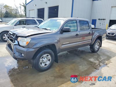 2014 TOYOTA TACOMA PRERUNNER V6 5TFJU4GN3EX051962 - główne zdjęcie licytacji z USA - miniatura